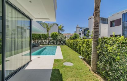 Resale - House - Detached Villa - Marbella - The Golden Mile