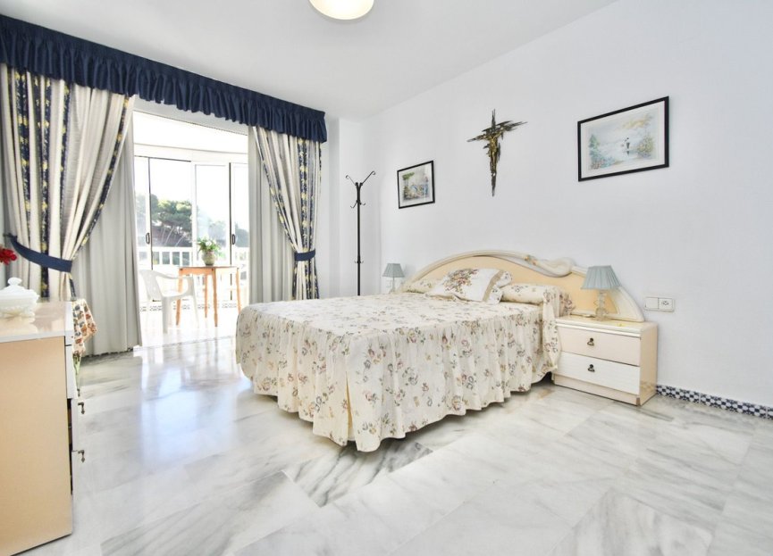 Resale - Apartment - Middle Floor Apartment - Fuengirola - Fuengirola Centro