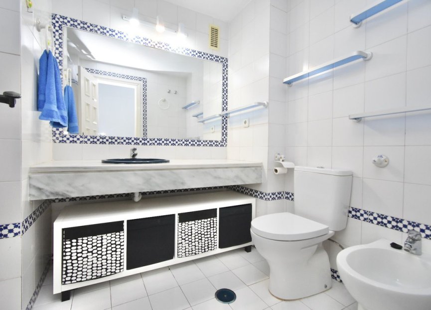 Resale - Apartment - Middle Floor Apartment - Fuengirola - Fuengirola Centro