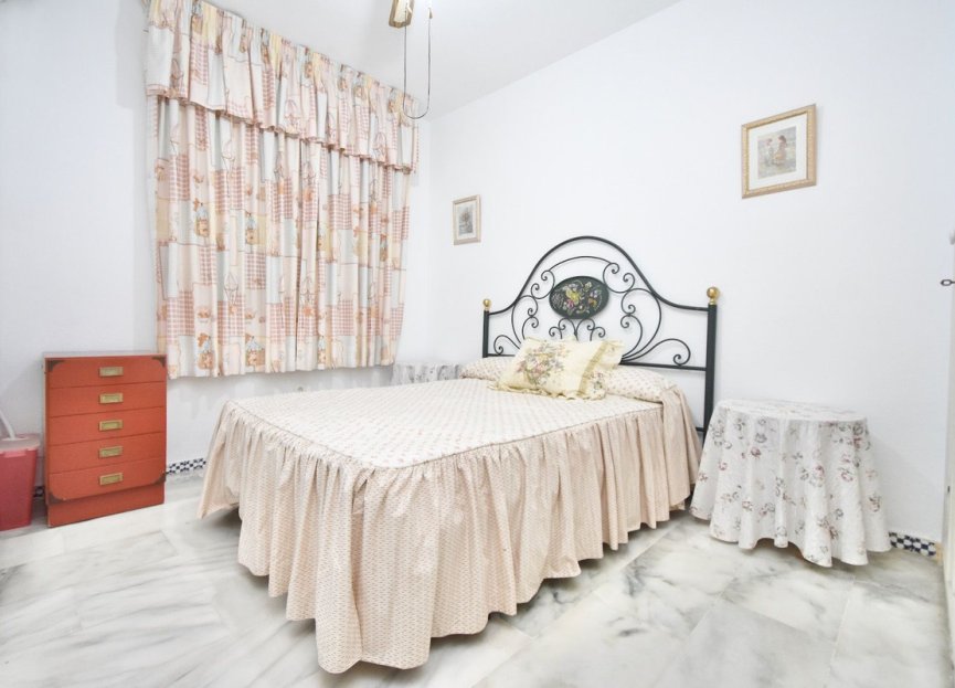 Resale - Apartment - Middle Floor Apartment - Fuengirola - Fuengirola Centro