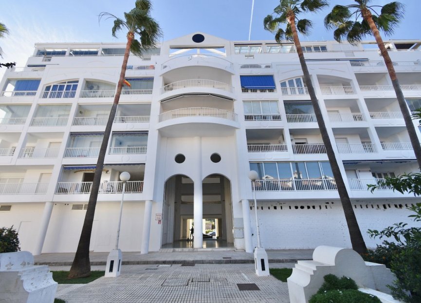 Resale - Apartment - Middle Floor Apartment - Fuengirola - Fuengirola Centro