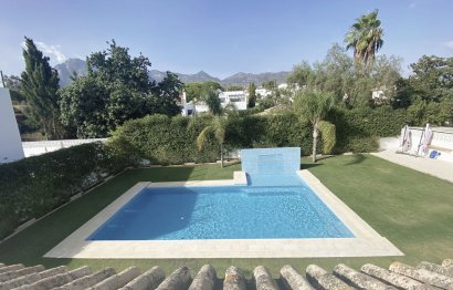 Resale - House - Detached Villa - Marbella