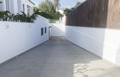 Reventa - House - Detached Villa - Marbella - Marbella Centro