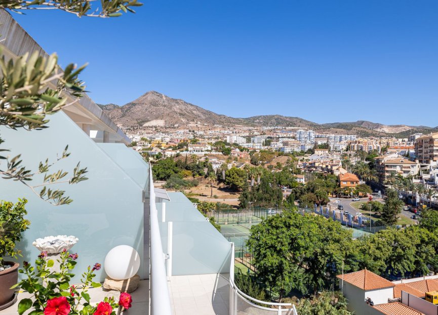 Resale - Apartment - Penthouse - Benalmádena - Benalmadena Costa