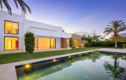 Obra nueva - Villa - Casares - Pedregales