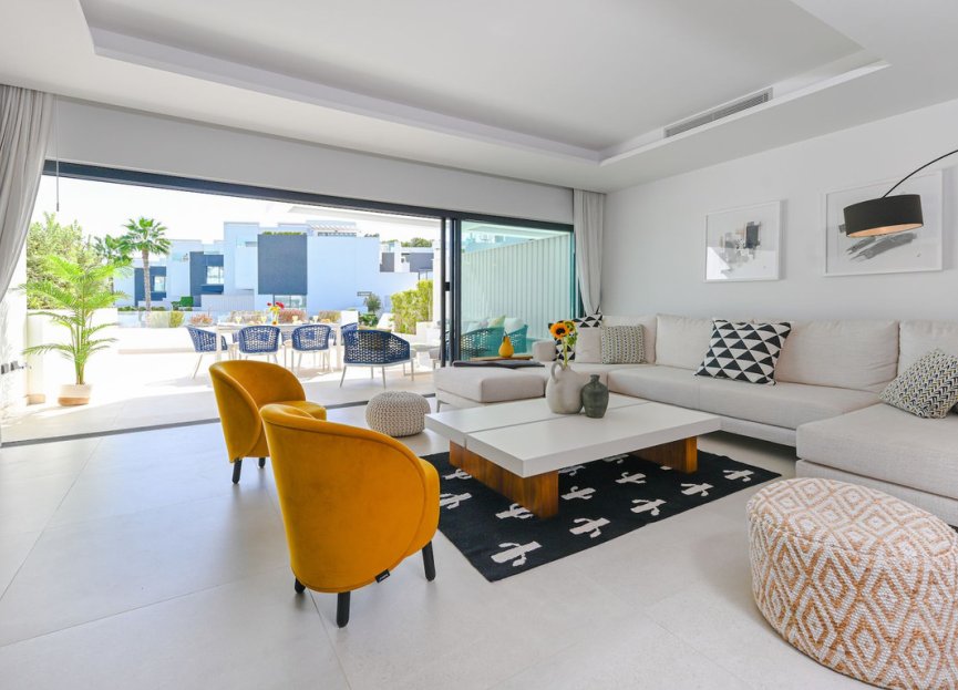 Reventa - House - Semi-Detached House - Estepona - Estepona Centro