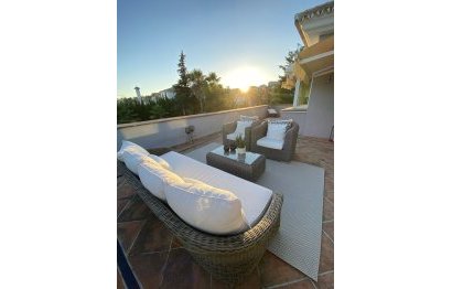 Resale - House - Detached Villa - Marbella - Nueva Andalucia