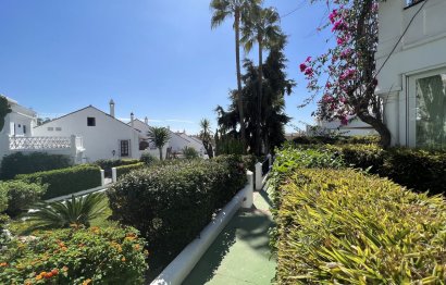 Resale - House - Townhouse - Marbella - Nagüeles