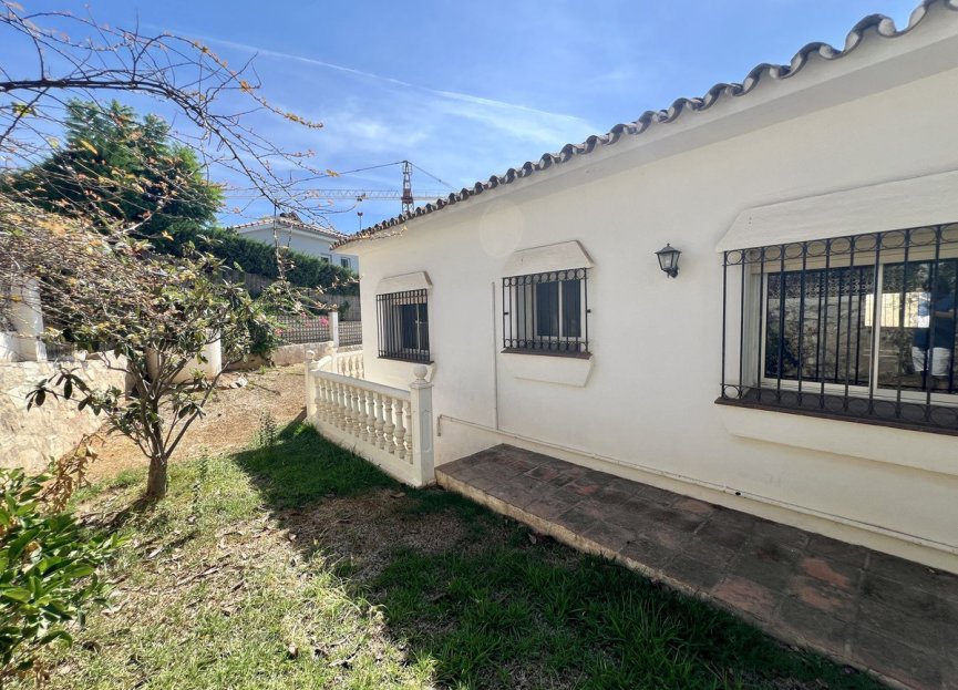 Resale - House - Detached Villa - Mijas - El Chaparral