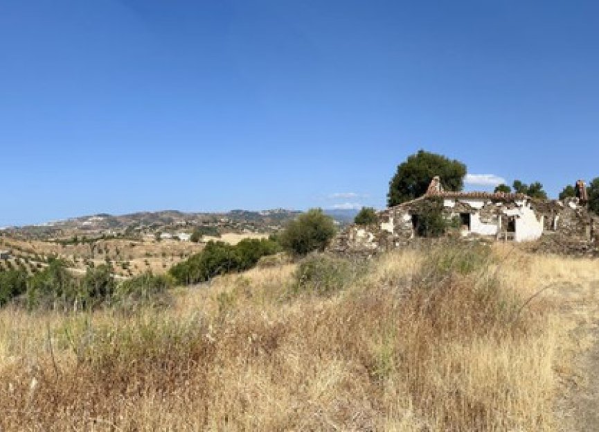 Reventa - Plot - Land with Ruin - Mijas - La Cala