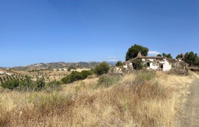 Reventa - Plot - Land with Ruin - Mijas - La Cala