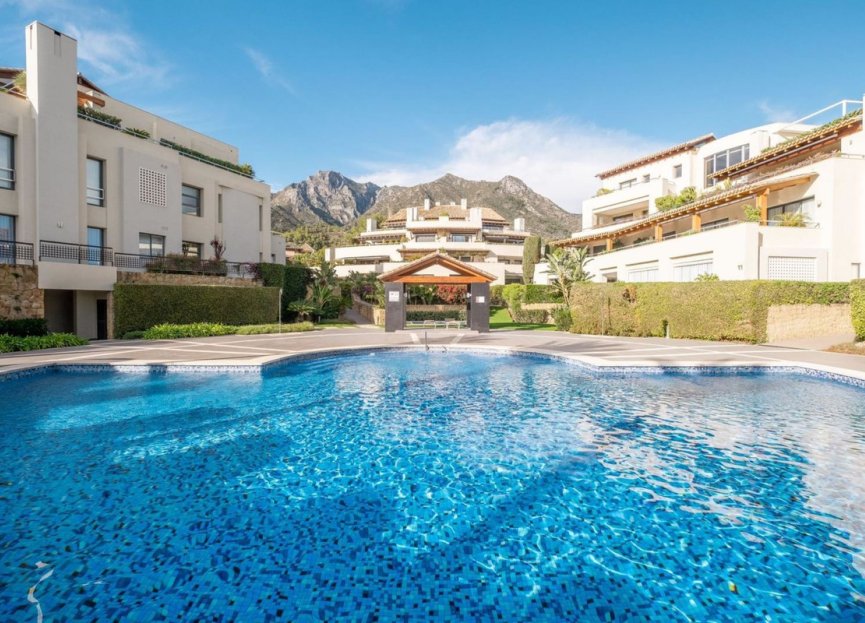 Resale - Apartment - Ground Floor Apartment - Marbella - Sierra Blanca