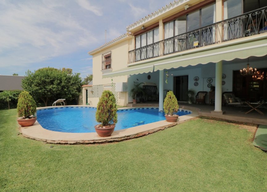 Resale - House - Detached Villa - Marbella - Marbella Centro