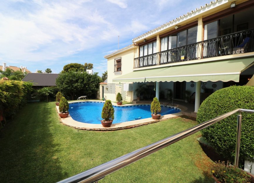 Resale - House - Detached Villa - Marbella - Marbella Centro