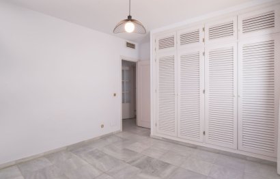 Resale - Apartment - Middle Floor Apartment - Marbella - Marbella Centro