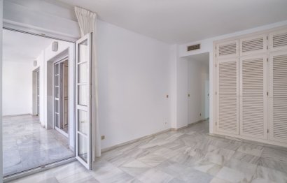 Resale - Apartment - Middle Floor Apartment - Marbella - Marbella Centro