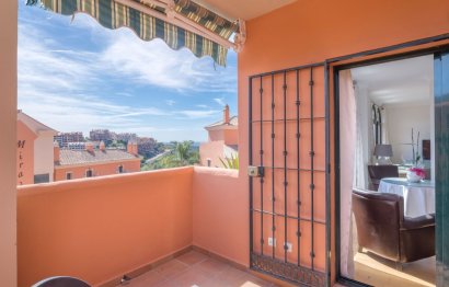 Resale - Apartment - Ground Floor Apartment - Marbella - Elviria