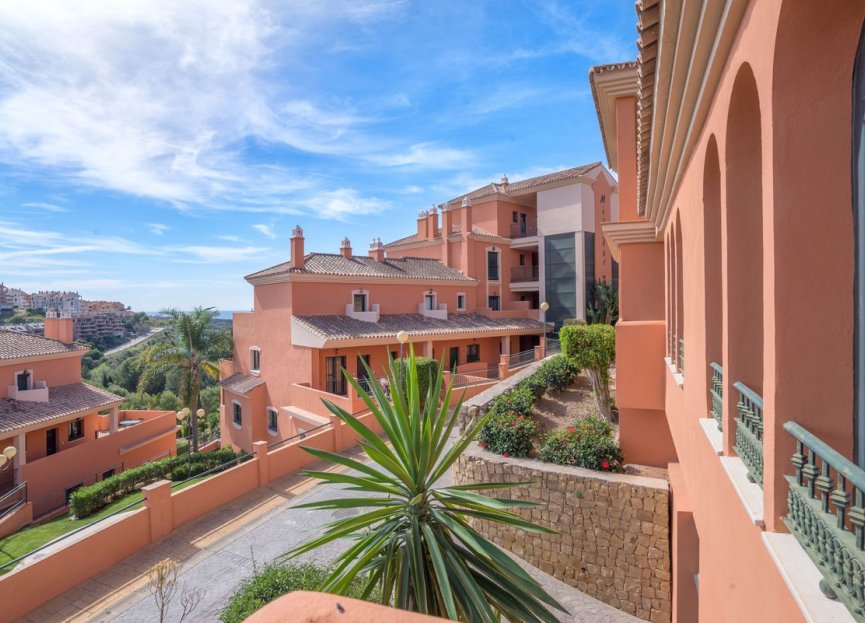 Resale - Apartment - Ground Floor Apartment - Marbella - Elviria