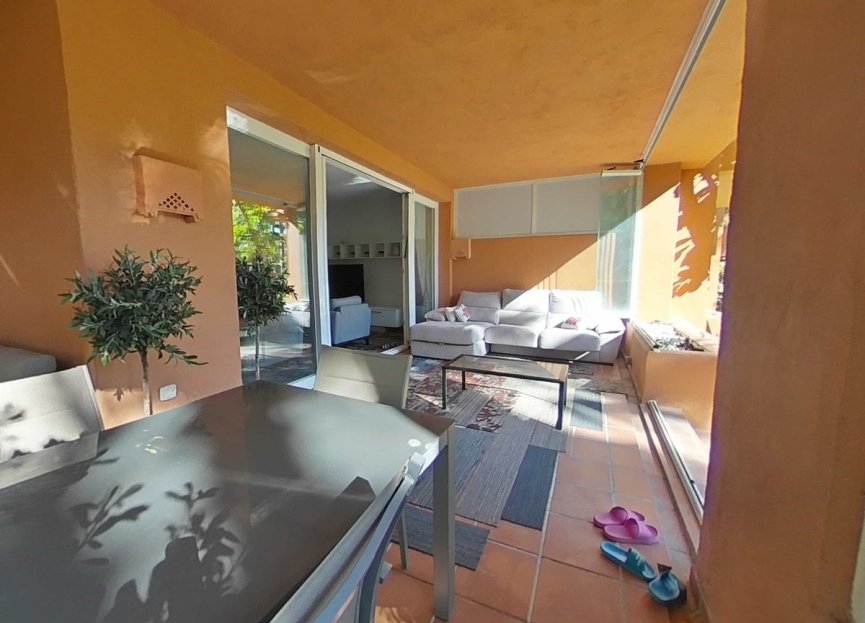 Resale - Apartment - Ground Floor Apartment - Marbella - Nueva Andalucia