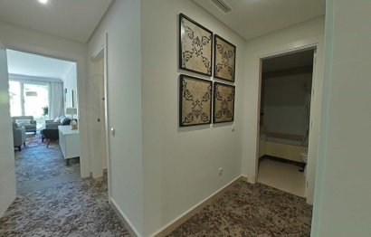 Resale - Apartment - Ground Floor Apartment - Marbella - Nueva Andalucia