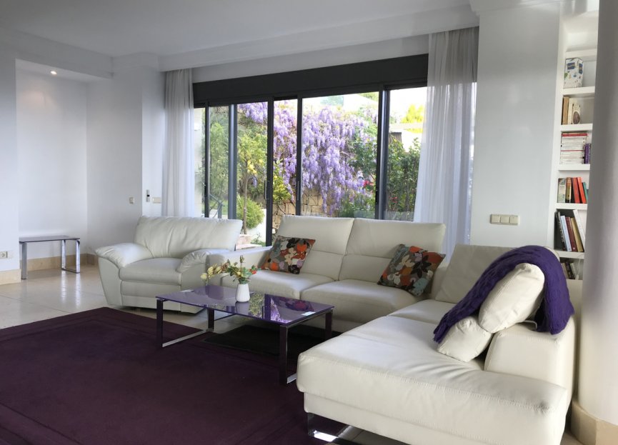 Resale - Apartment - Ground Floor Apartment - Marbella - Altos de los Monteros