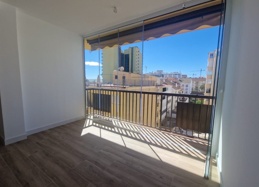 Resale - Apartment - Top Floor Apartment - Fuengirola - Fuengirola Centro