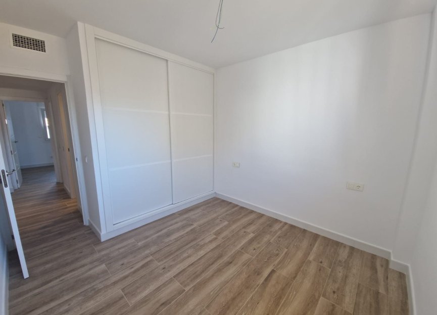 Resale - Apartment - Top Floor Apartment - Fuengirola - Fuengirola Centro