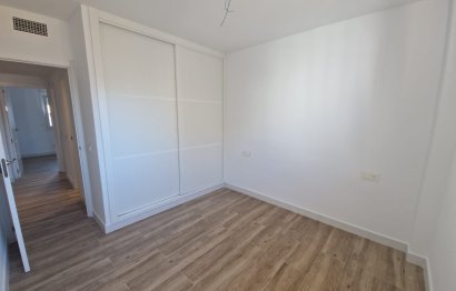 Resale - Apartment - Top Floor Apartment - Fuengirola - Fuengirola Centro