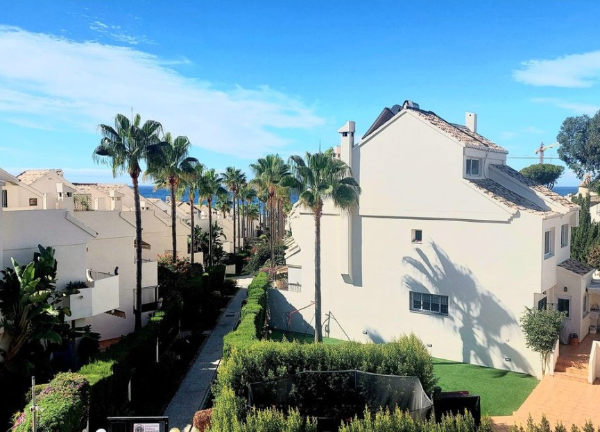 Reventa - House - Townhouse - Marbella - Costabella