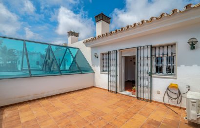 Reventa - House - Detached Villa - Benalmádena - Benalmadena Centro