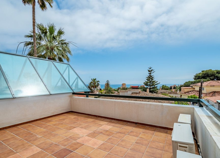 Reventa - House - Detached Villa - Benalmádena - Benalmadena Centro