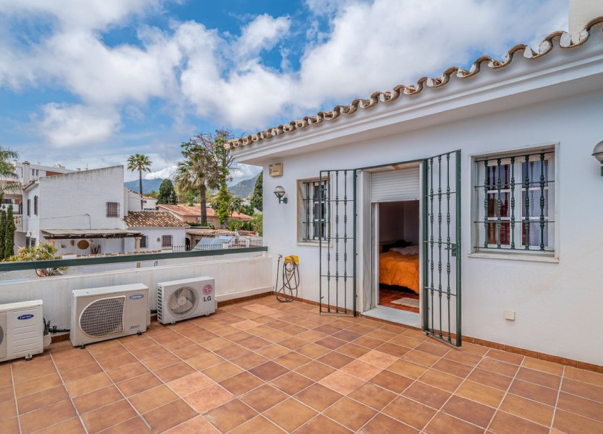 Reventa - House - Detached Villa - Benalmádena - Benalmadena Centro