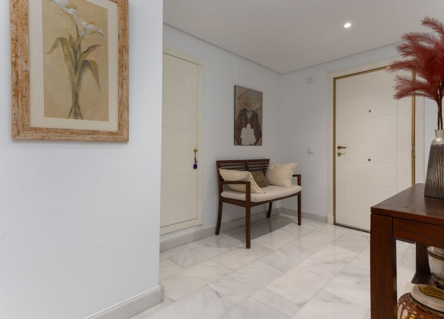 Resale - Apartment - Middle Floor Apartment - Marbella - San Pedro De Alcantara