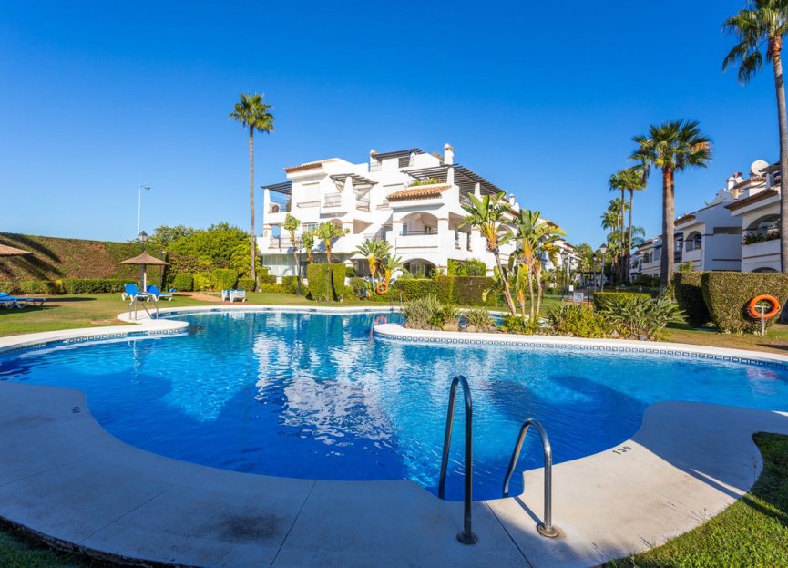 Resale - Apartment - Middle Floor Apartment - Marbella - San Pedro De Alcantara