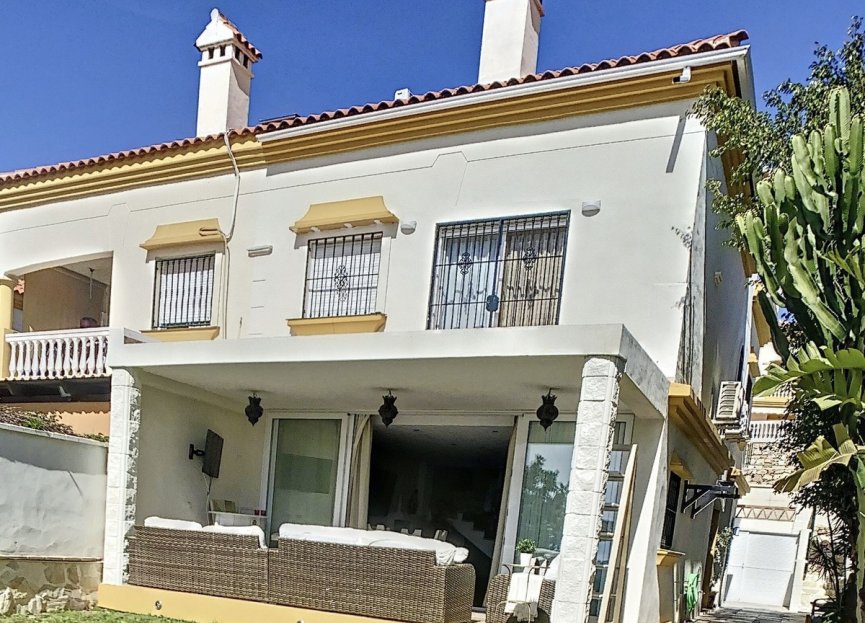 Resale - House - Semi-Detached House - Benalmádena - Torremuelle