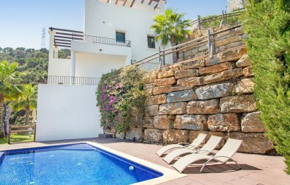 Resale - House - Detached Villa - Benahavís - Benahavís Centro