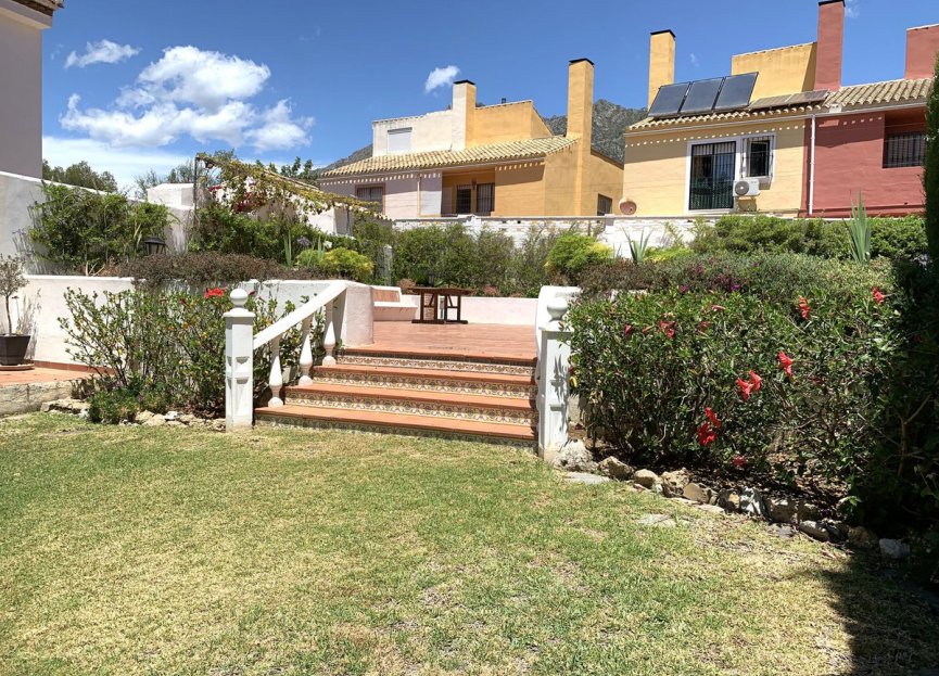 Resale - House - Semi-Detached House - Marbella - Marbella Centro