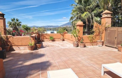 Resale - House - Semi-Detached House - Marbella - Nagüeles