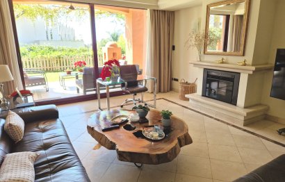 Resale - House - Semi-Detached House - Marbella - Nagüeles