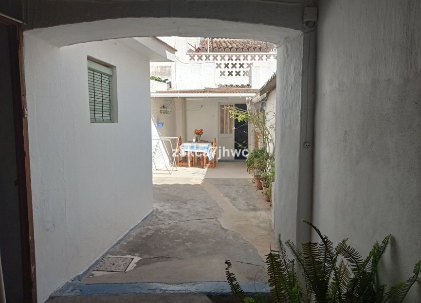 Resale - House - Semi-Detached House - Estepona - Estepona Centro