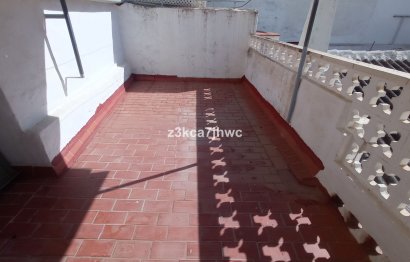 Resale - House - Semi-Detached House - Estepona - Estepona Centro