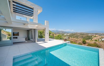 Resale - House - Detached Villa - Estepona - New Golden Mile