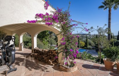 Resale - House - Finca - Cortijo - Estepona - Estepona Centro