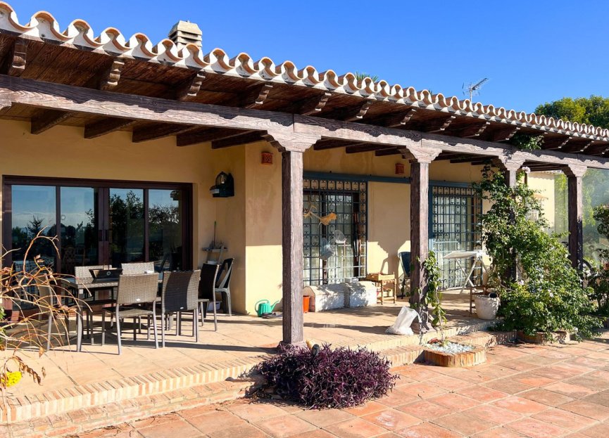 Reventa - House - Detached Villa - Estepona - Estepona Centro