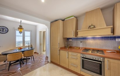 Reventa - House - Townhouse - Benahavís - Benahavís Centro