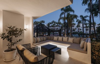 Resale - Apartment - Ground Floor Apartment - Marbella - The Golden Mile