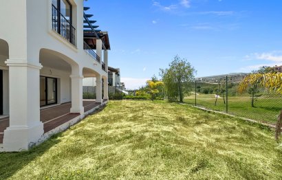 Resale - House - Detached Villa - Estepona - Estepona Centro