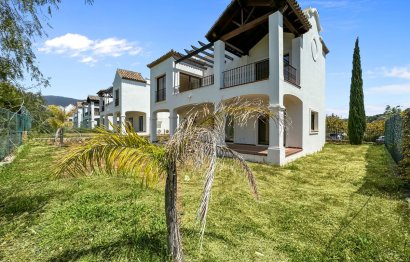 Resale - House - Detached Villa - Estepona - Estepona Centro