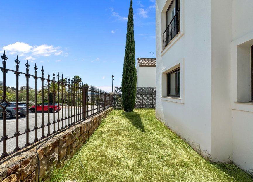 Resale - House - Detached Villa - Estepona - Estepona Centro