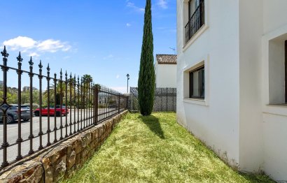 Resale - House - Detached Villa - Estepona - Estepona Centro